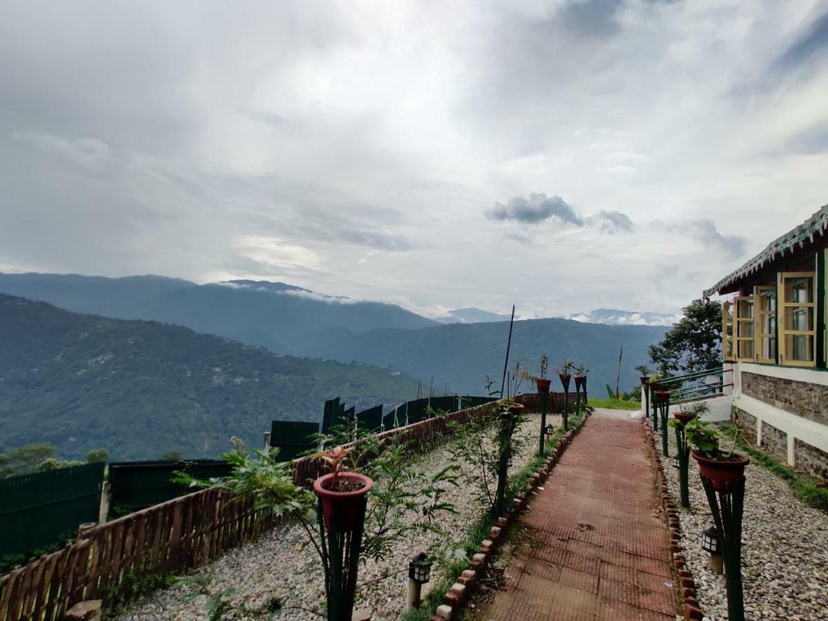 Singtom Tea Estate & Resort ดาร์จีลิง ภายนอก รูปภาพ